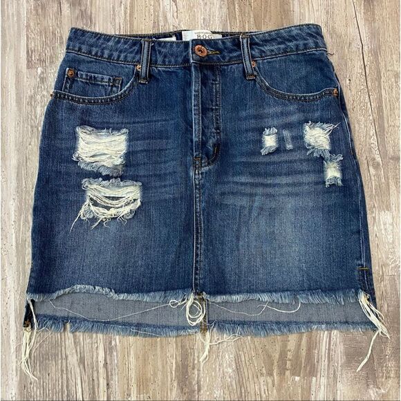 Band Of Gypsies Y2K Denim Mini Skirt Distressed Women’s Sz 27 Waist - Picture 1 of 4